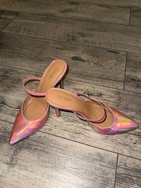 Abound Iridescent Pink Pointed Toe Slingback Heels